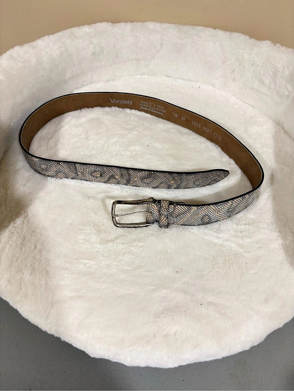Vanzetti Leather Animal Print Belt Size 85 Like New